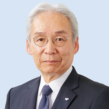 秋山 真人