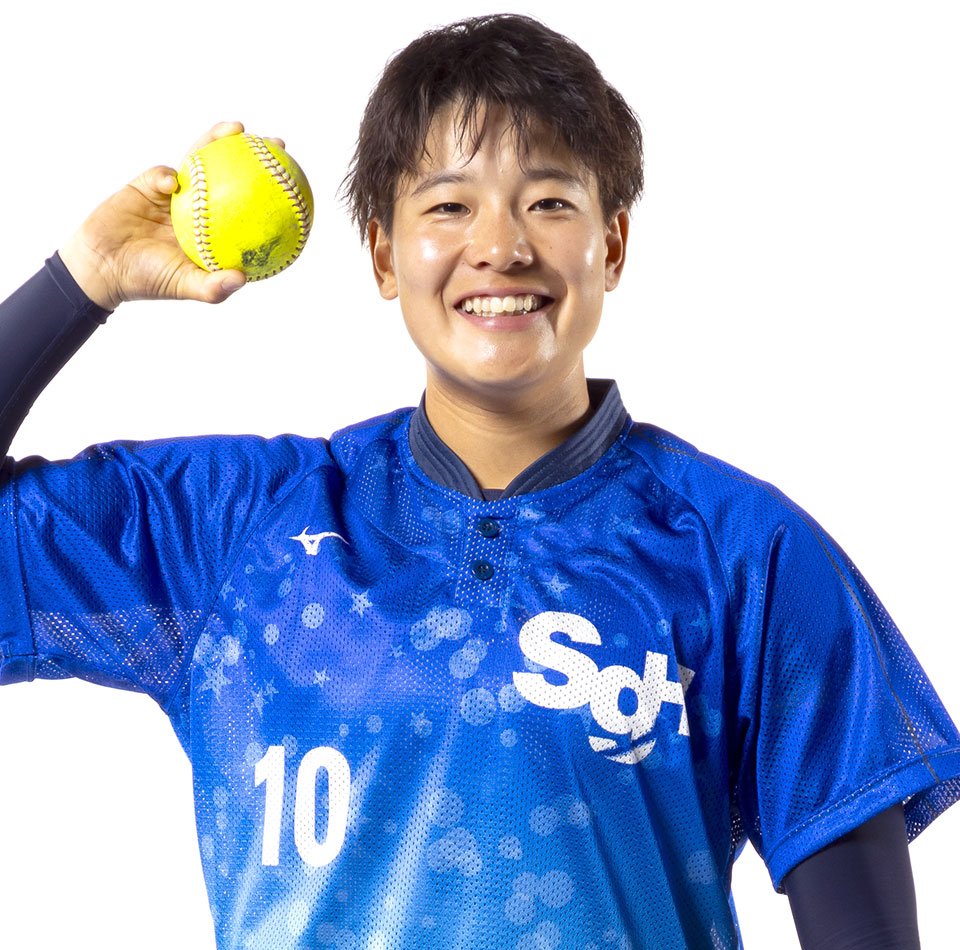 AKI FUTAMI 二見 亜希