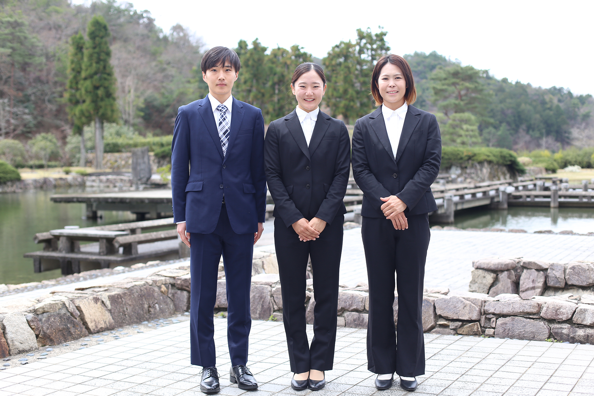（左から）大林 洸己、小川 美沙希、宮本 愛里