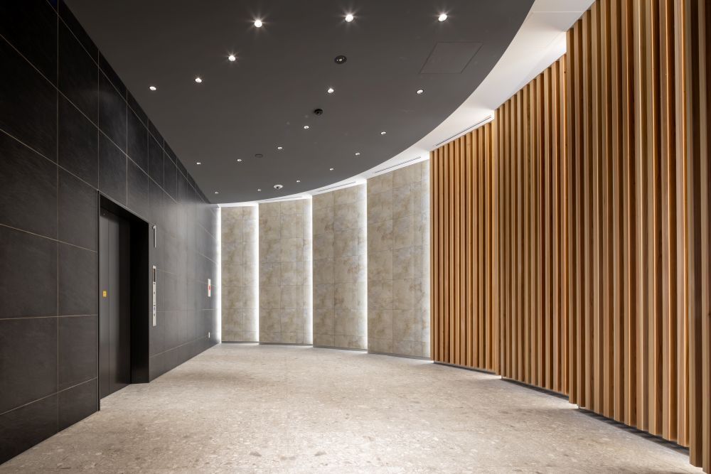 「さがわの森」の木材を利用したエントランス