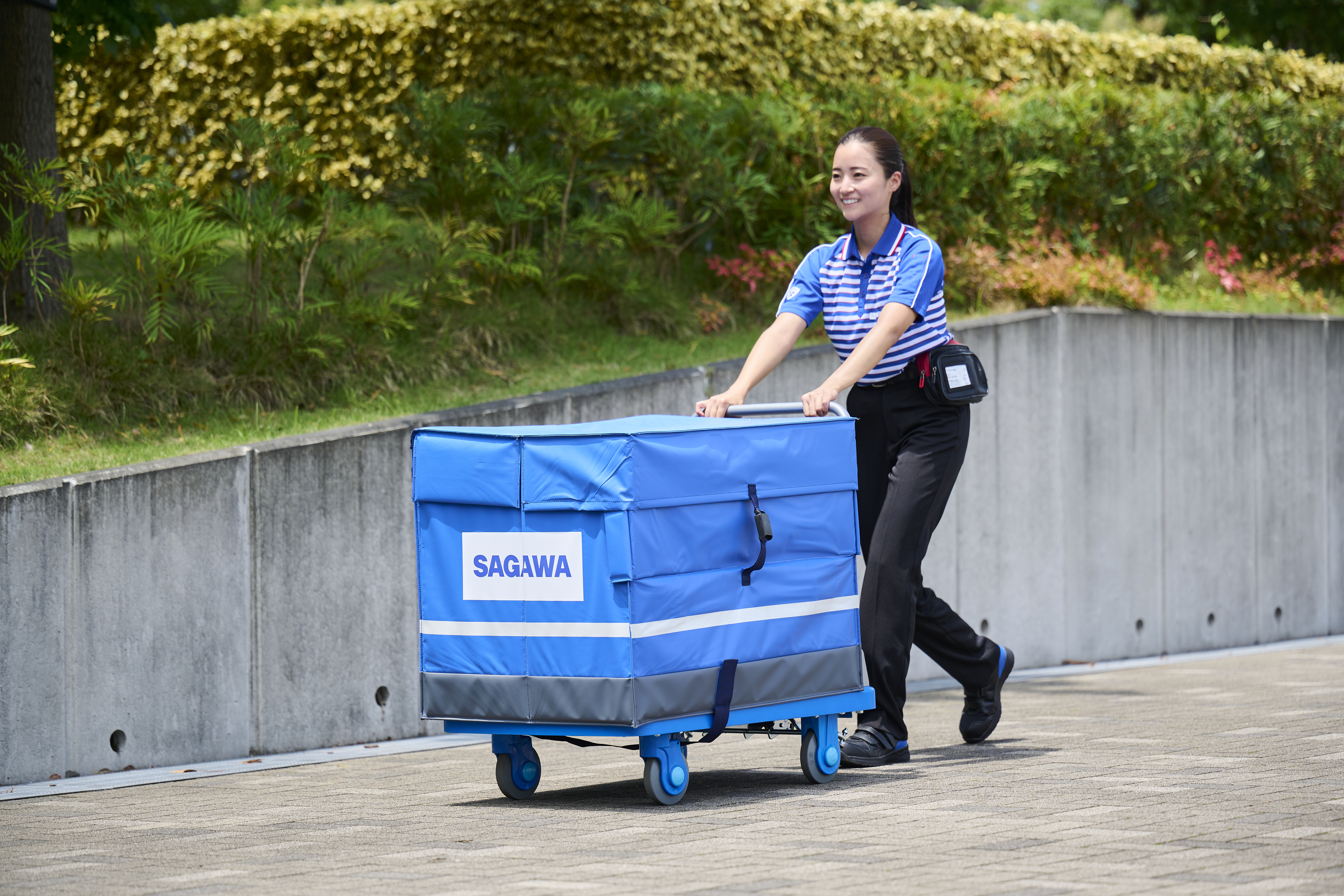 台車等を使用した集配