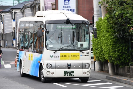 自動運転バス社会実証中の様子