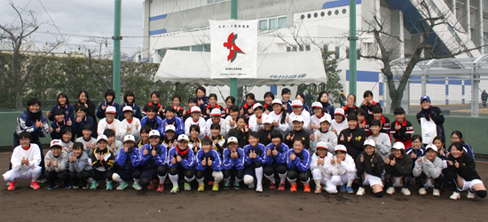 Bグランド 野手担当(1)、参加者集合写真