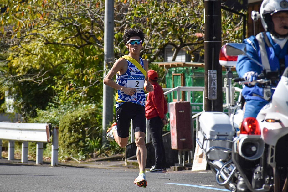 6区　近藤選手