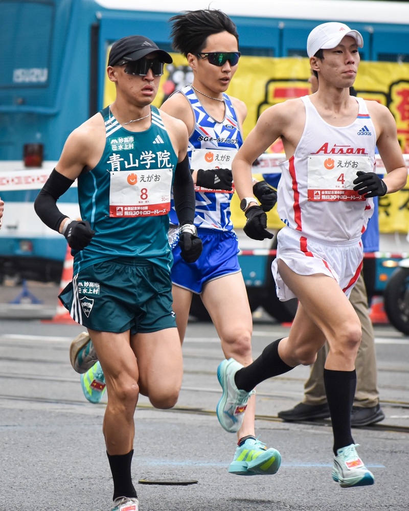 ゼッケンNO.105 關颯人選手　ゼッケンNO.120 湯澤瞬選手